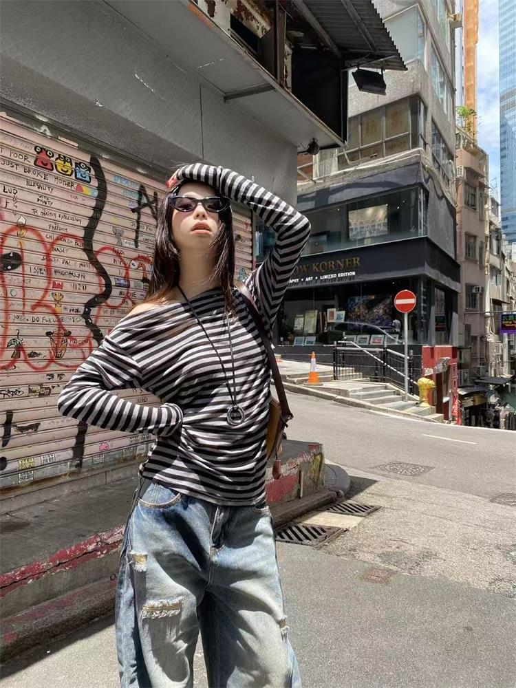 Aesthetic 2000s Women T-shirt  - Winter Clothing Aesthetic 评论和价格